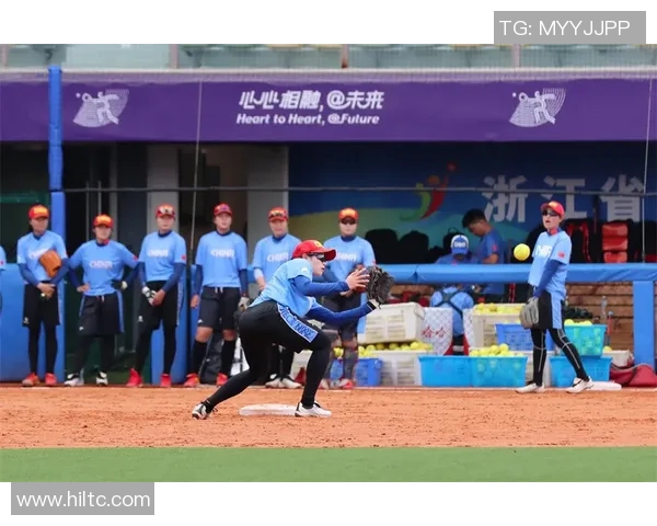 挑战赛特别报道：杭州羽毛球队如何在逆境中奋勇拼搏的感人故事